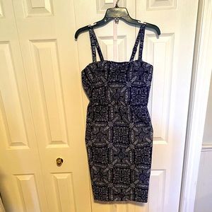 NWT Bandana pattern dress with pockets